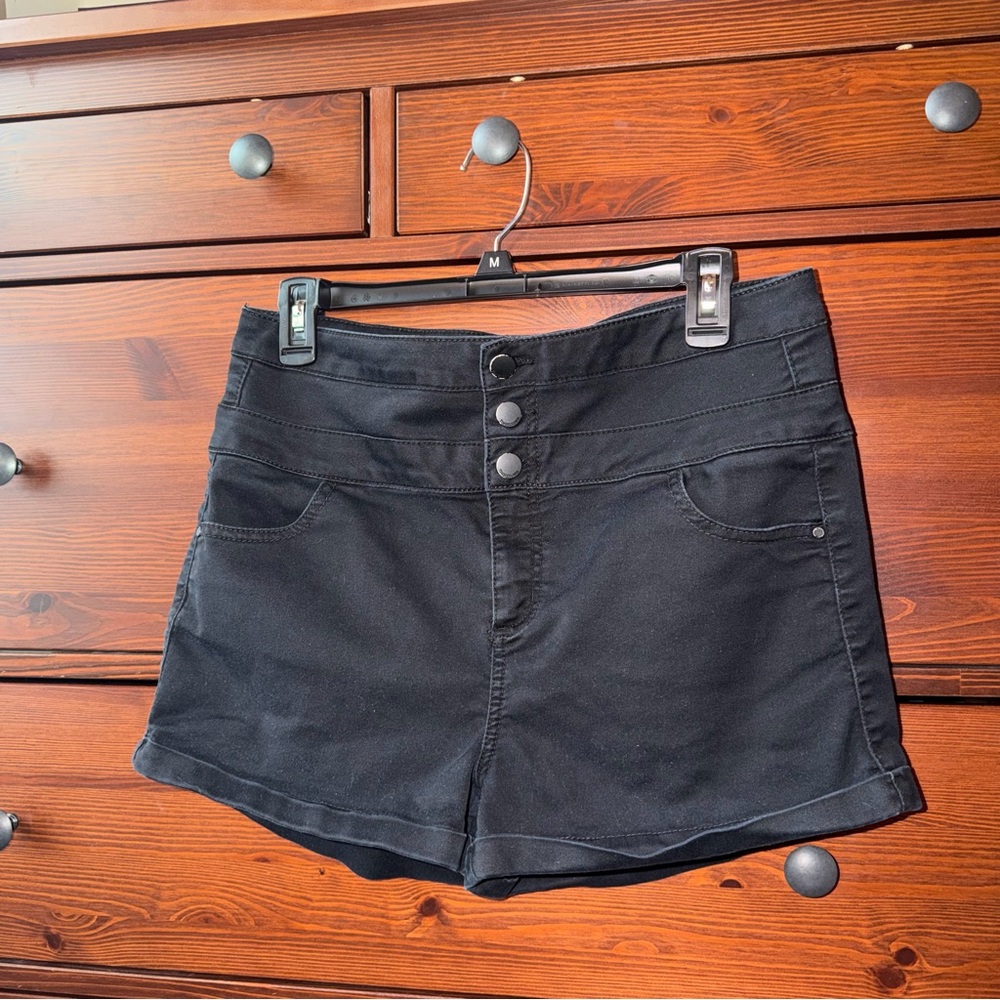 High-Rise Black Women's Shorts with Triple Button Front